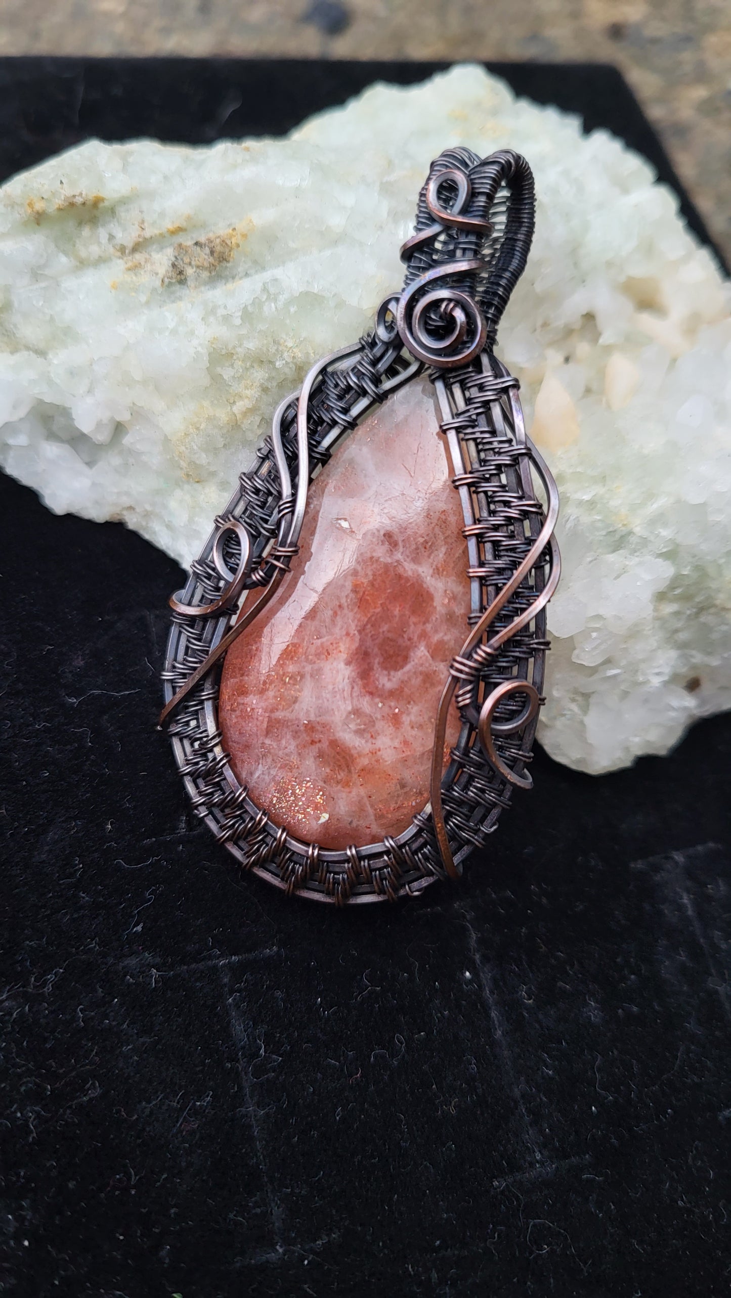 Sunstone Pendant