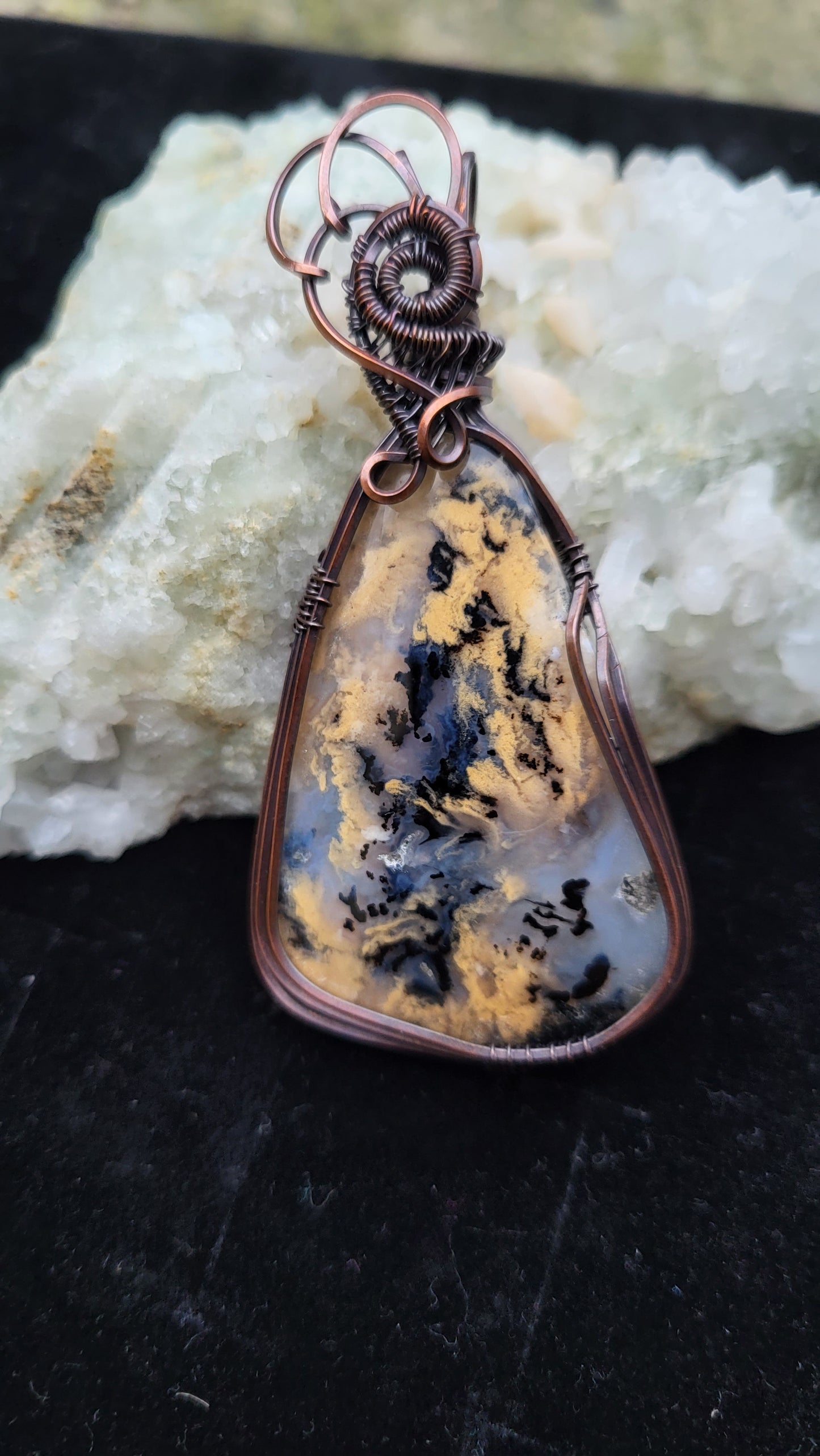 Dendritic Honey Agate