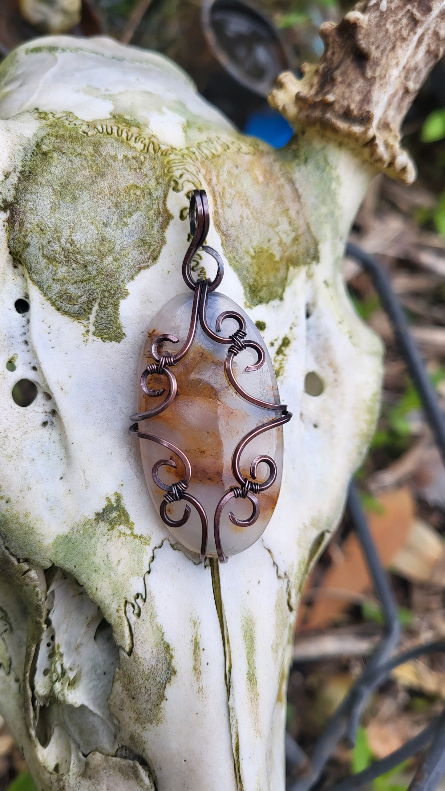 Agate Oxidized Copper Wire Wrap Pendant