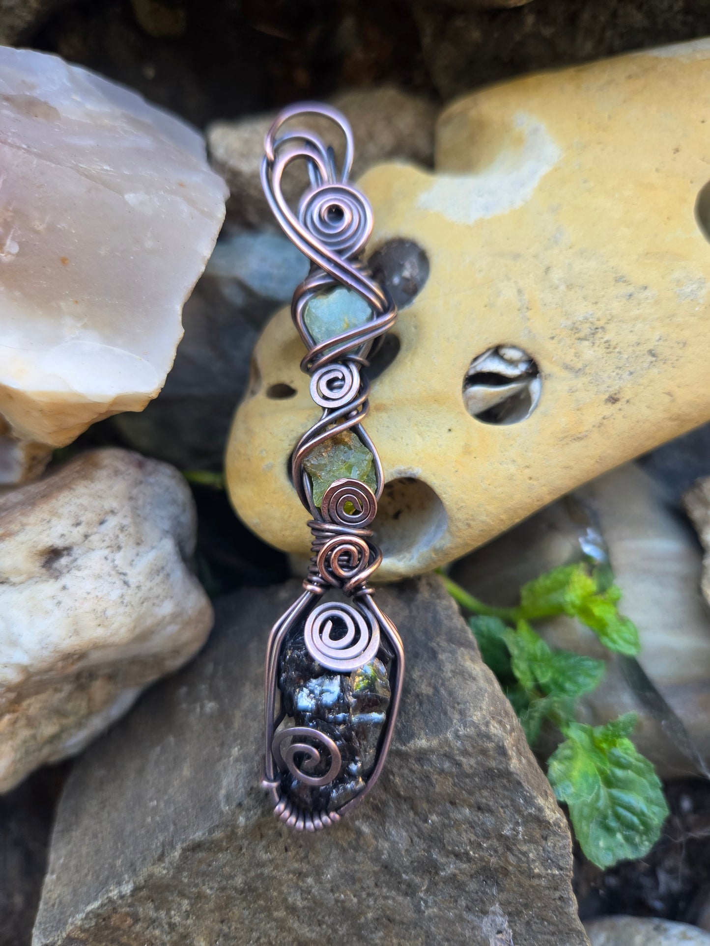 Aquamarine, Peridot and Shungite Pendant