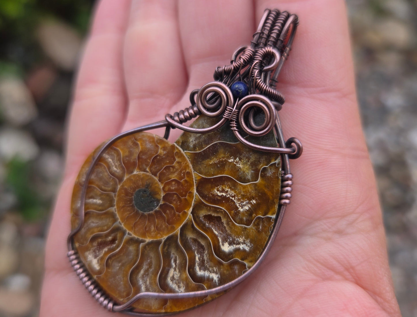 Ammonite Fossil w Lapis Lazuli Pendant