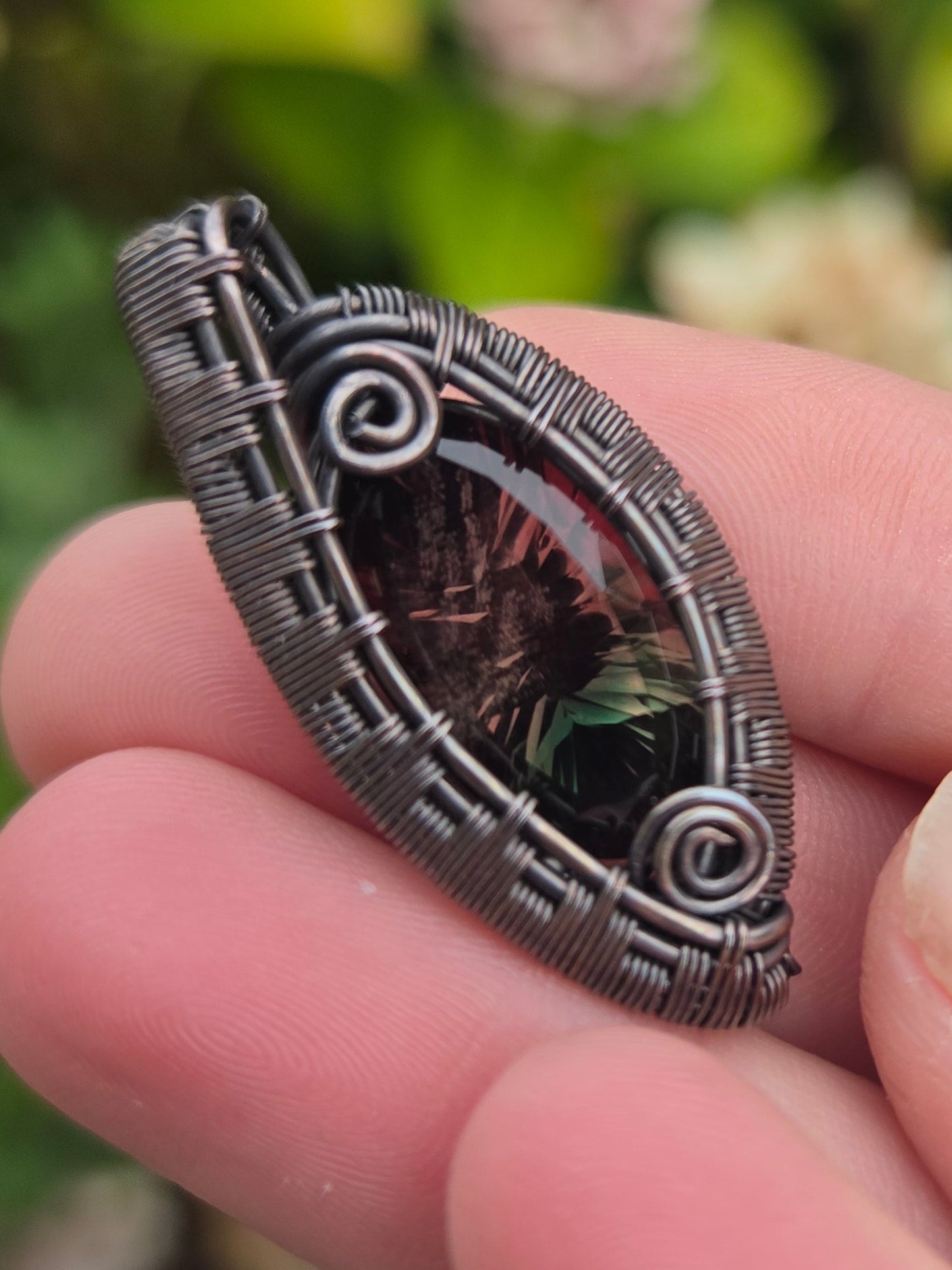 Oregon Sunstone Concave Facet Copper Pendant