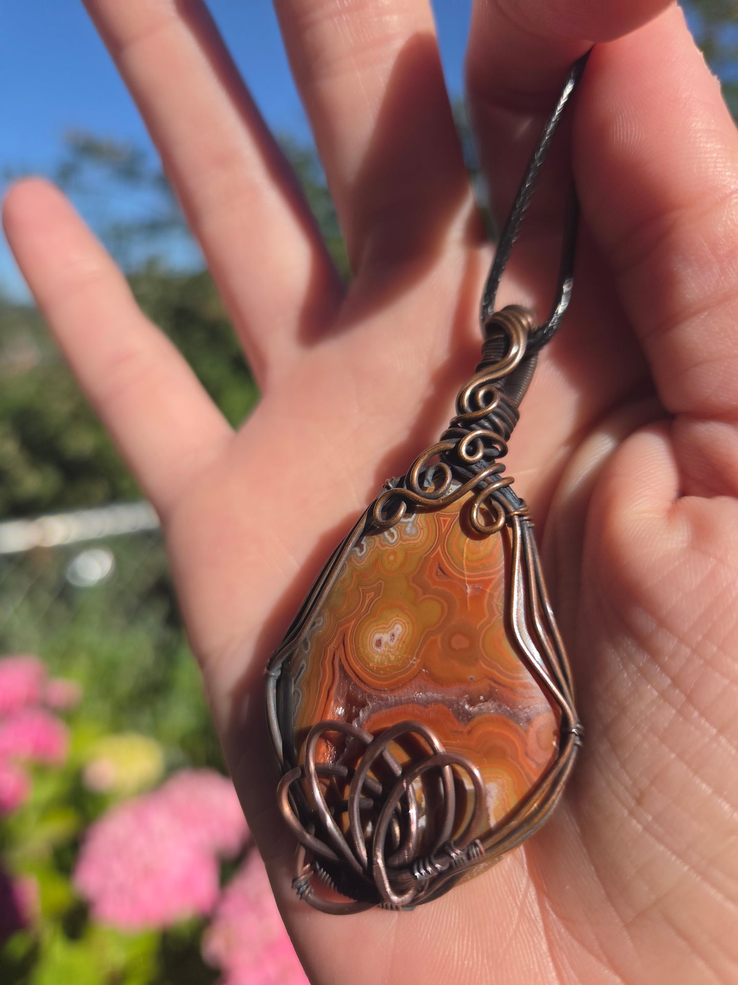 Montana Dryhead Agate Pendant w/ Lotus Flower Accent