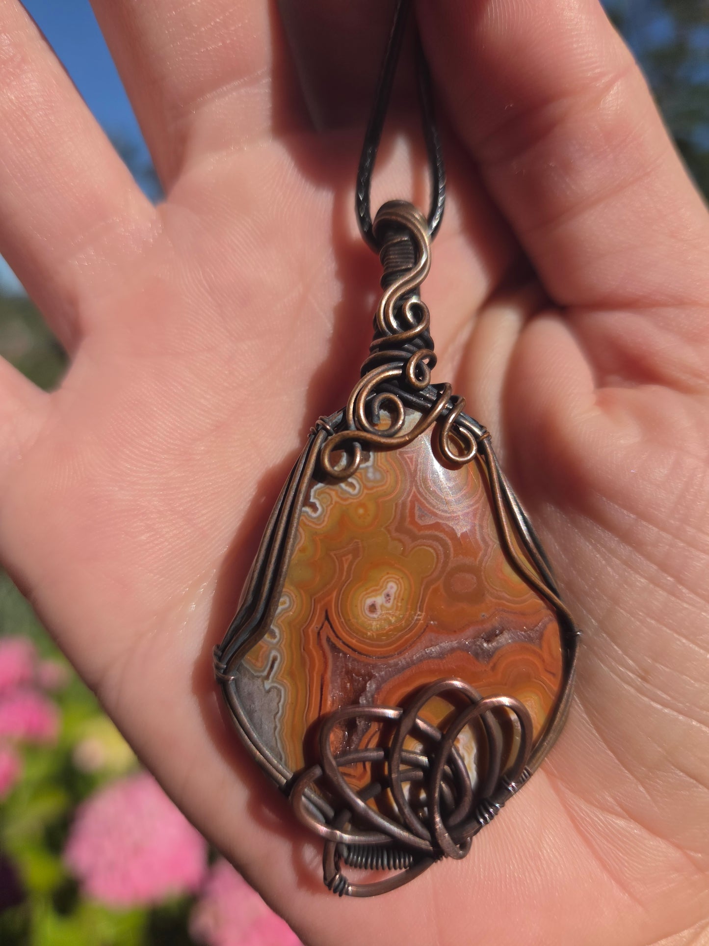Montana Dryhead Agate Pendant w/ Lotus Flower Accent