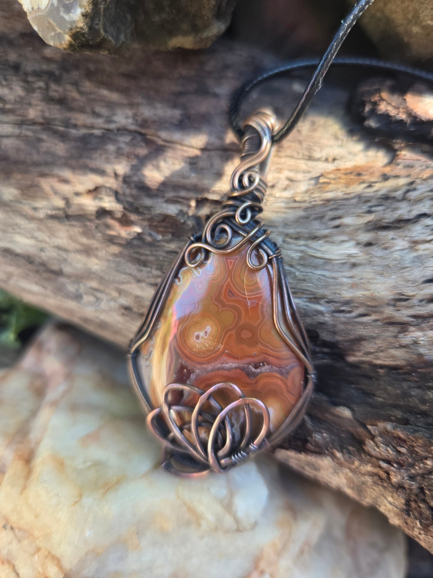 Montana Dryhead Agate Pendant w/ Lotus Flower Accent